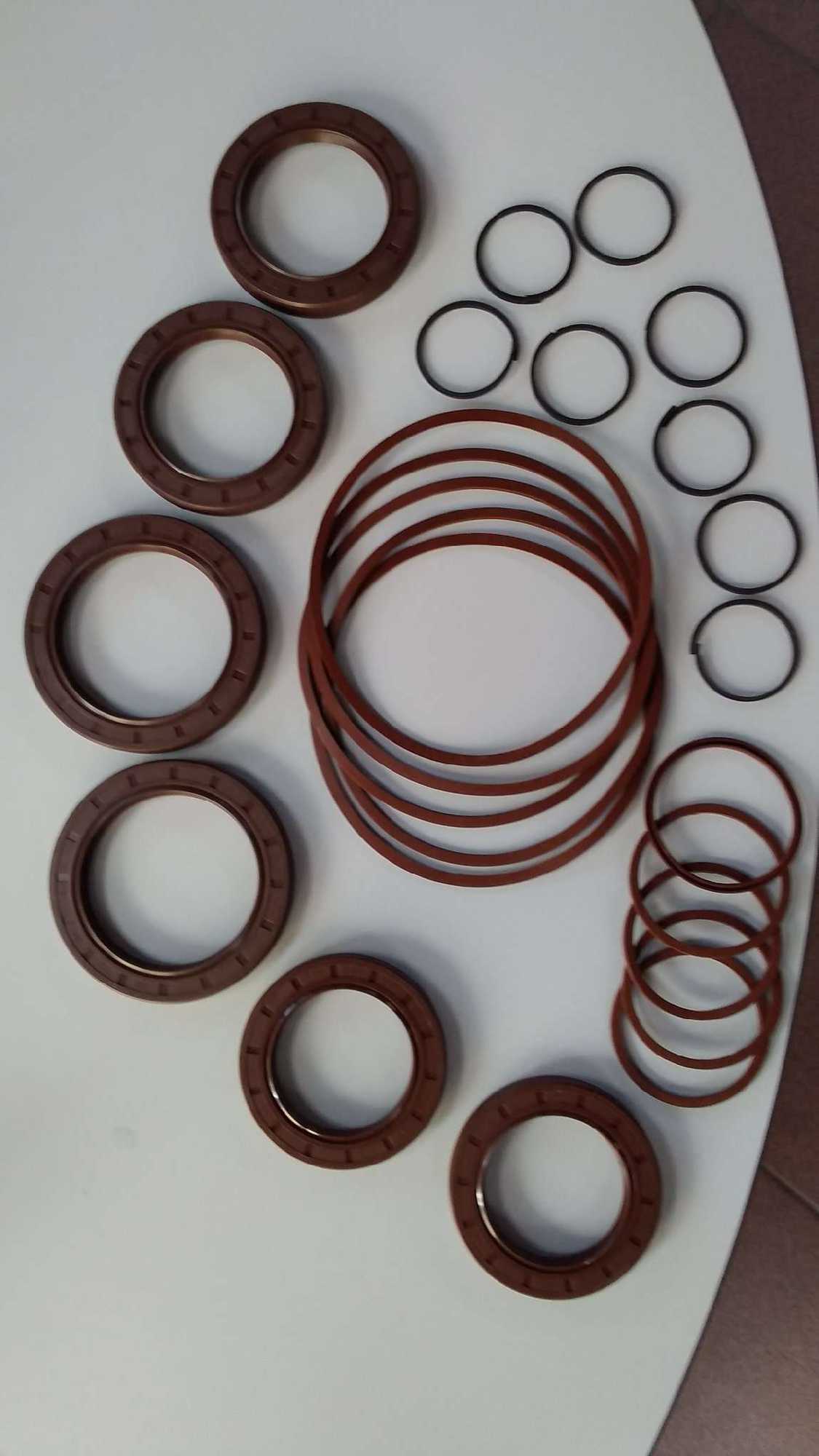 Комплект прокладок КПП ZL30E.5-3+ZL30E.5-8+ZL30E.5-10 CDM833/CDM835 Комплект прокладок КПП ZL30E.5-3+ZL30E.5-8+ZL30E.5-10 CDM833/CDM835