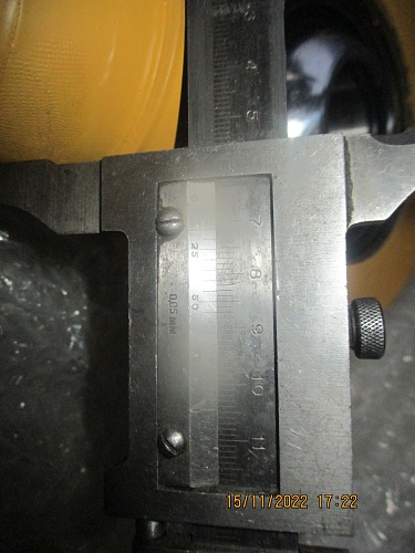 Цилиндр подъема отвала левый 16Y-62-50000 Цилиндр подъема отвала левый 16Y-62-50000